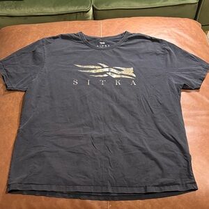 Sitka Men's Black Graphic Tee